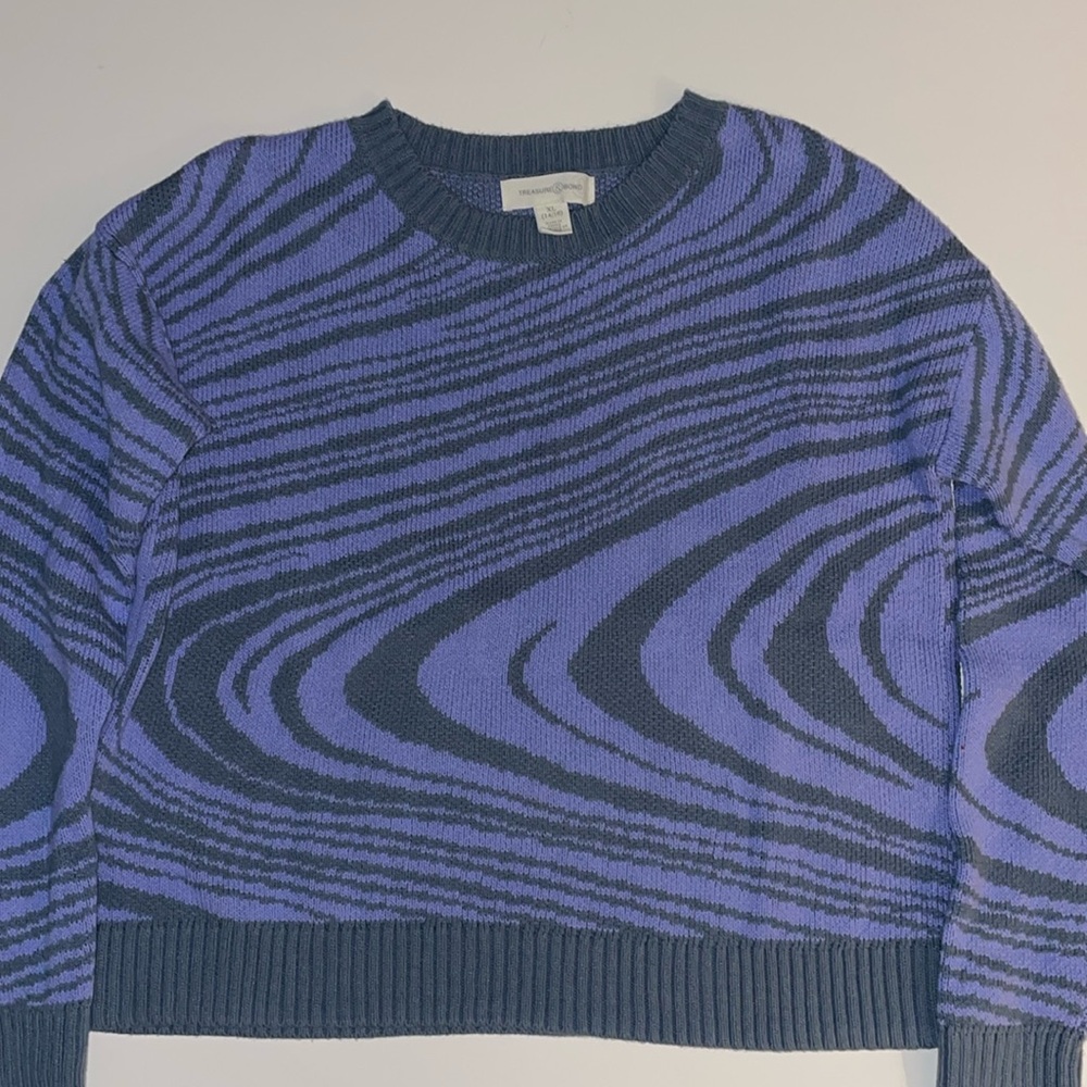 CROP SWEATER, lavender and gray, girls XL, good condition